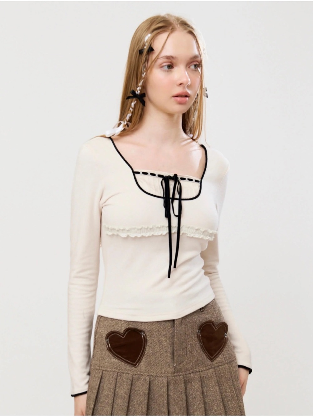 ROMWE Cream Long Sleeve Top with Black Contrast Trim and Tie